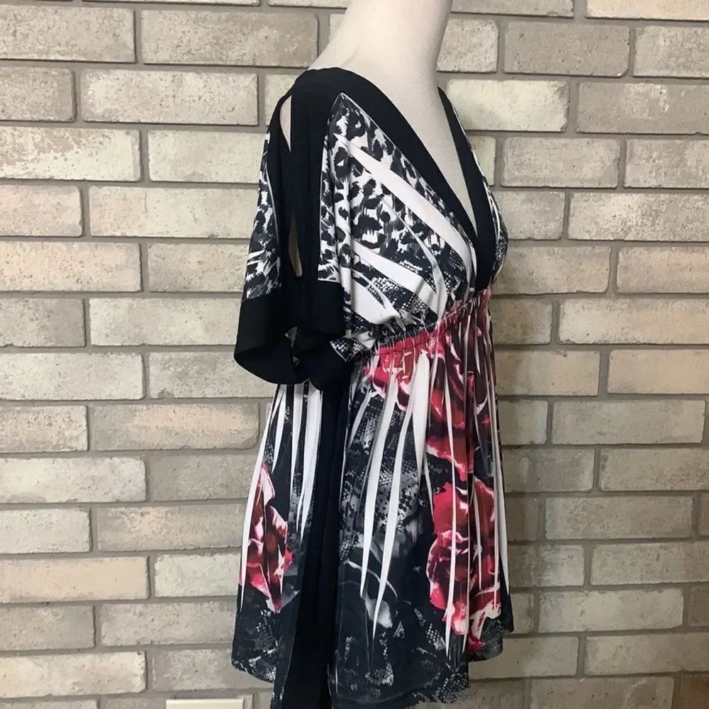 3for$20 blouse medium - Picture 3 of 4
